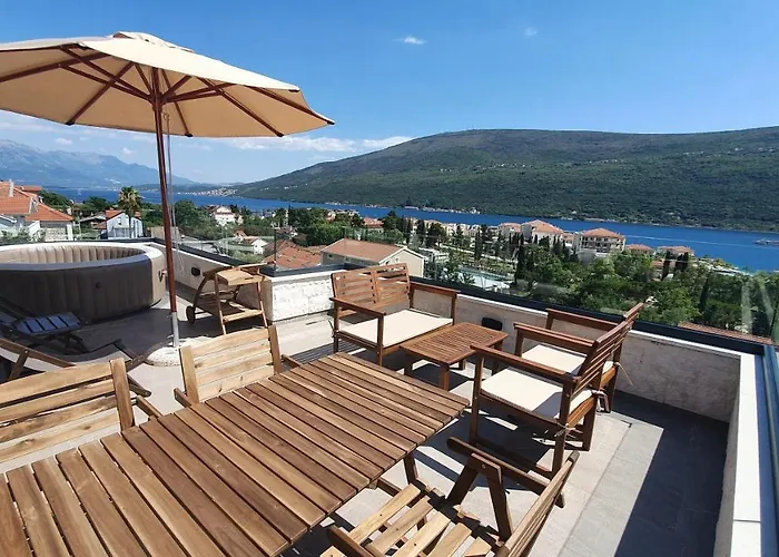 Porto Vista Penthouse Kumbor